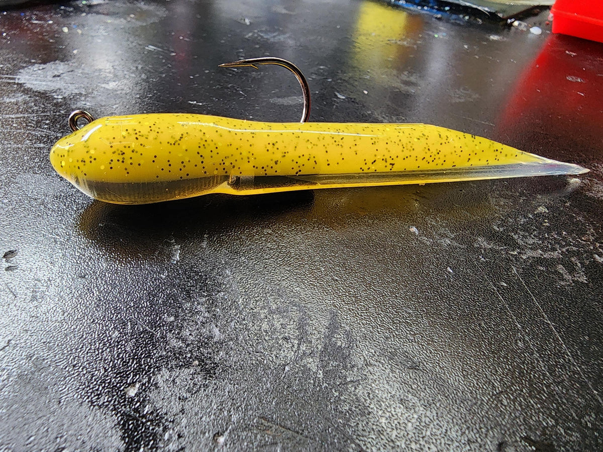 Clicker Tube Baits 2 Pack New Colors - Rattle Bass Jig for Calico Bass, Spotted Bay Bass | Handmad